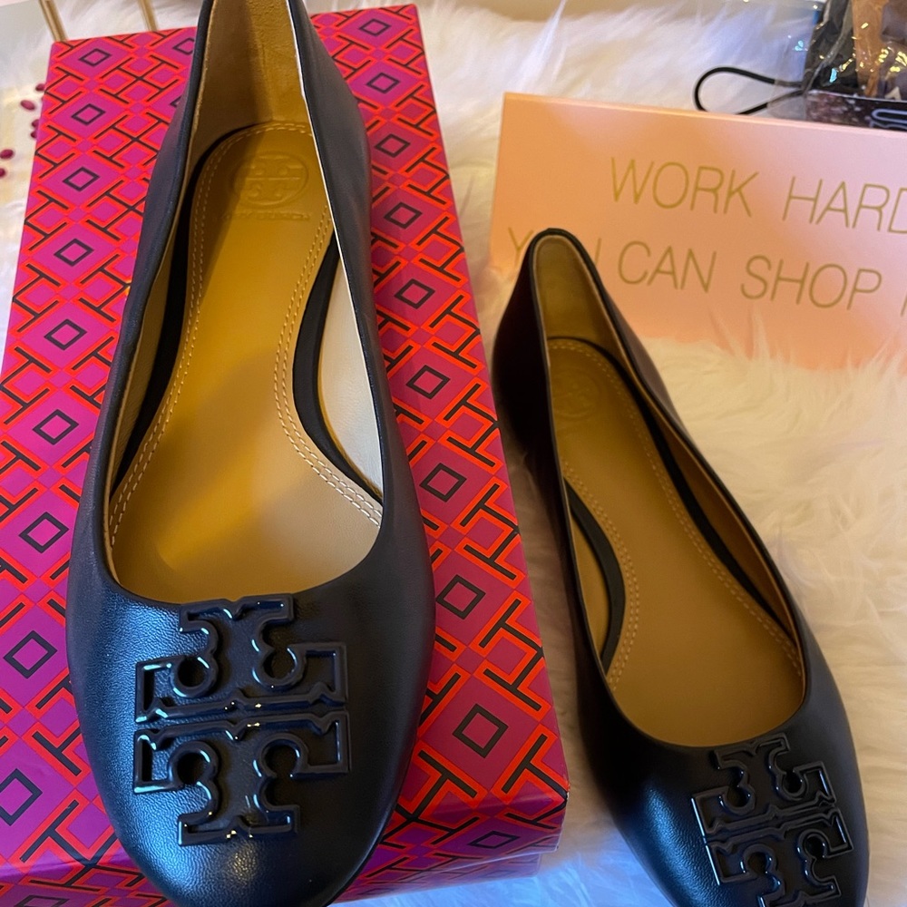New in box perfect Blue Tory Burch Shoes
